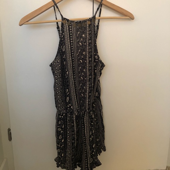 Romper - Picture 3 of 4